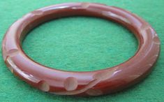 Celluloid Jewelry, Bakelite Bracelets, Bakelite Jewelry, Bakelite Bangles, Art Photos, Old Jewelry, Cat Wall, Charm Bracelets, Quality Jewelry