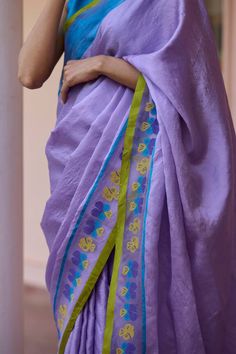 Pastel mauve handwoven saree featuring pansy jamdani motif on the semi-sheer hem. - Aza Fashions Jamdani Motifs, Pastel Mauve, Saree For Women, Kurta Dress, Jamdani Saree, Indian Clothes, Handloom Saree, Mulberry Silk, Blouse Dress