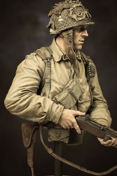 Airborne Trooper, Achtung Cthulhu, Ww2 Diorama, Ww2 American, American Uniform, Easy Company, Wwii Uniforms, Ww2 Uniforms, Ww2 Soldiers