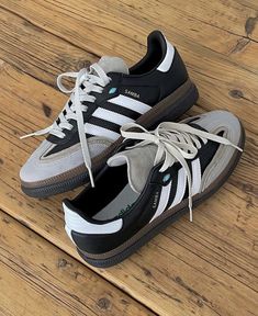 Dr Shoes, Hype Shoes, Shoe Inspo, Women Outfit, Mode Inspo, Sneakers Men Fashion, Dream Shoes