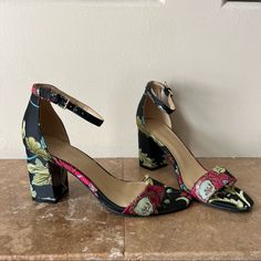 -New Without Tags -Size 7.5 -Floral Print Casual Block Heels With Floral Print, Fall Floral Print High Heels, Chunky Heel Shoes, Marc Fisher, Chunky Heel, Chunky Heels, Shoes Women Heels, Shoes Heels, Floral Print