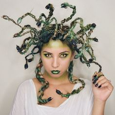 Medusa Makeup, Snake Braid, Snake Heads, Medusa Hair, Medusa Costume, Snake Hair, Hair Projects, Halloween Makeup Inspiration