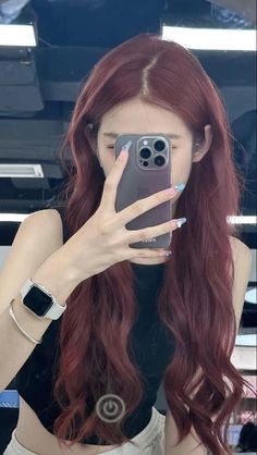 Red Hair Inspo Aesthetic, Red Brown Hair Color Ideas, Summer Wavy Hair, Hair Inspo Aesthetic, Grunge Asian, Brown Hair Korean, Cherry Brown Hair, Cold Makeup, Reddish Brown Hair Color