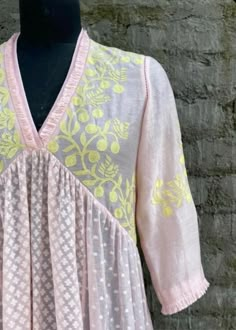 Kurti Design Ideas, Silk Kurti Designs, Kurta Patterns, Simple Kurta Designs, Designer Kurti Patterns, Simple Kurti Designs, Long Kurti Designs, Kurta Neck Design, Kurti Design