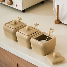 Square Ceramic Seasoning Jar Set Kitchen Things To Buy, Ceramic Kitchen Items, Kitchen Decor Collections, Crockery Design, Ceramic Cookware Set, College Supplies, Square Ceramic, Practical Kitchen, House Items