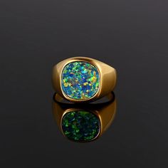 Gold & Green Opal Signet Ring - Also available in Royal Blue Lapis Lazuli & Black Onyx ✔️Weighty and Durable stainless steel Made using Gemstones - Natural Onyx & Lapis Lazuli - Opal is Lab created ✔️UNIQUE Design, larger style. Great for men! Different colour can be seen in different lighting. A Quality unique piece. ✔️Multiple Sizes for Selection Ring sizes: 5-12 - pinky sizes available. Please check the ring size chart attached. ✔️Quality Craftsmanship Combining quality finish with Quality. 1 Ring Mens Gold, Mens Gold Signet Rings, Gold Rings For Men, Oval Opal Ring, Etsy Jewellery, Ring Man, Opal Ring Gold, Ringe Gold, Silver Signet Ring