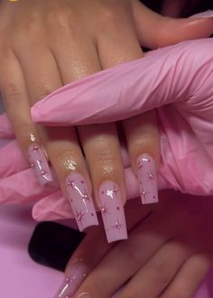 Pink summer nail inspo Pink Nails Glitter Design, Valentines Pink Nails Acrylic, Gelx Inspo Nails Square, Baddie Nails Square Medium, Pink Sparkly Birthday Nails, Pink Pearl Nails Design, Pink Nail Acrylic Designs, Pink Nails Girly, Pink Libra Nails