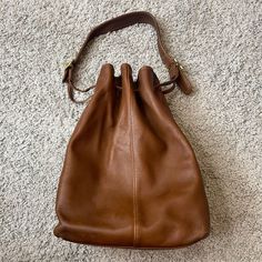 Pre Owned. In Great Used Vintage Condition. Some Light Normal Wear. No Holes Or Rips. Shipped Via Usps Priority Mail. Please Contact Me For Any Additional Photos Or Questions Drawstring Bucket Bag, Vintage Coach, Coach Bags, Priority Mail, Bucket Bag, Bags Handbags, Brown Leather, Shoe Accessories, Bag Lady