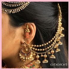 Nethi Chutti Brides Antique, Ear Chains Indian Gold Bridal, Ear Chain Hairstyle, Gold Ear Cuff Earrings Indian, Jhumka With Ear Chain Hairstyle, Koppu Earring, Earcuffs Earrings Indian, Gold Ear Chain Designs