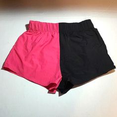 Shein Retro Throwback Two Tone High Waist Lightweight Shorts Small Pink & Black Nwot Summer Stretch Bottoms With Contrast Color, Color Block Fitted Short Bottoms, Fitted Color Block Shorts, Fitted Color Block Short Bottoms, Black Sporty Shorts With Contrast Color, Summer Color Block Workout Bottoms, Sporty Black Shorts With Contrast Color, Summer Workout Color Block Bottoms, Pink High Waist Athletic Shorts With Built-in Shorts