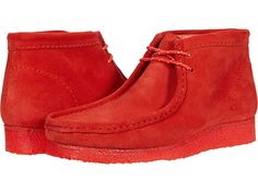 Casual High-top Leather Moccasins, Casual Lace-up Moccasins With Suede Lining, Casual Suede Moccasins With Plain Toe, Suede Plain Toe Moccasins For Fall, Fall Suede Plain Toe Moccasins, Plain Toe Suede Moccasins For Fall, Clarks Wallabee, Mens Lace Up Boots, Clarks Wallabees