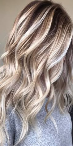 Gray Highlights, Ash Brown Hair Color, Ash Hair Color, Fall Hair Color Trends, Blond Balayage, Dye Ideas, Hair Colours, Long Blonde