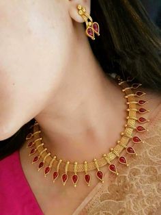 Indian Choker Necklace Set Bollywood Bridal Earrings Red Gold Plated Fashion #ring #wedding #haram #cz #set #bracelet #jewelry #kasu #enameled #chuda Necklace Designs Gold Indian Antique, Choker Necklace Designs Gold Indian, Kemp Earrings, Girlfriend Necklace Gift, Antique Gold Jewelry Indian, Antique Jewelry Indian, Designer Necklace, Gold Fashion Necklace, Choker Necklace Set