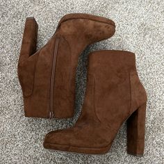 Never Used Casual Fall Boots By Forever 21, Casual Round Toe Heels By Forever 21, Forever 21 Casual Round Toe Heels, Forever 21 Boots Brown, Brown Ankle Boot Heels With 4-inch Heel, Brown Ankle-high Synthetic Platform Boots, Brown Ankle-high Boots With 4-inch Heel, Brown Ankle-high Synthetic Boots, Tan Booties