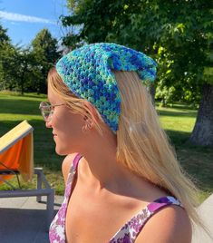 Do you love colorful hair accessories that brighten up your outfit and the room? Then this 3-pack of multicolored bandanas is for you! They are handmade, crocheted headbands that come in three color schemes: blue, red, and rainbow colored! Perfect for spring and the summer months coming up.  Just a quick tip: these should only be hand-washed on 30oC. Handmade Multicolor Headband For The Beach, Adjustable Multicolor Headband For Beach, Beach Multicolor Headband, Crochet Bandanas, Beach Multicolor One Size Headband, Color Schemes Blue, Crocheted Headbands, Beach Multicolor One-size Headband, Crochet Bandana