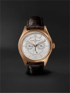 Vacheron Constantin's watches have been owned by the likes of Popes and Presidents – both Pius XI and Harry Truman were fans. Named after one of the brand's heritage designs dating back to 1956, this polished 18-karat pink gold 40mm reference is part of the collection that was unveiled at Salon International de la Haute Horlogerie (SIHH) 2018. Made at its Geneva workshop with a 2475 SC/2 automatic movement, the silver face is punctuated with two day and date subdials for easy timekeeping at a gl Vacheron Constantin Watches, Vacheron Constantin Overseas, Harry Truman, Heart Rate Monitor Watch, Silver Pocket Watch, Swiss Army Watches, Vacheron Constantin, Expensive Watches, Watches Luxury