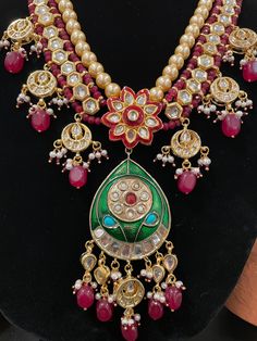 This is a beautiful hand painted necklace with pastel tones. The beads and the length can be adjusted. It’s a gorgeous Rajasthani piece that highlights the richness of the culture as evident through the hand painted earrings. It’s sure to grab many compliments so grab this one soon! Rajasthani Necklace, Sabyasachi Jewelry, Painted Necklace, Hand Painted Necklace, Rani Haar, Sabyasachi Jewellery, Hand Painted Earrings, Indian Necklace, Black Beaded Jewelry