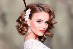 hair styles for short hair without extensions Semi Formal Hairstyles, Hairstyle For Prom, Formal Hairstyles For Short Hair, Simple Prom Hair, Prom Hair Down, Special Occasion Hairstyles, Prom Hairstyles For Short Hair, Curly Bob Hairstyles, Hairstyles For Short Hair