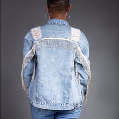 Oversized Beaded Jeans Jacket With Distressed Styling. Fringe Denim Jacket In Medium Wash, Oversized Distressed Denim Blue Outerwear, Edgy Blue Distressed Denim Jacket, Oversized Denim Outerwear With Patches, Oversized Distressed Denim Jacket, Diy Fashion Accessories, Jean Coat, Jean Jacket, Diy Fashion