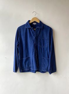 Over-dyed cotton French workwear jackets. A super cool closet staple that's somewhere between a shirt and a jacket (a shacket if you will) with easy access pockets. Estimated to be from the 60s/70s. Please note: Each one is unique and varies slightly in color and style; some are thicker while others are softer and more worn-in. If you have a specific preference, add a note to your order upon checkout and we will do the best to accommodate your request. These sizes are Unisex in sizing. Approx. M Cool Closet, Clothing Swap, French Workwear, Vintage European, Handmade Wardrobe, Workwear Jacket, Suits And Jackets, Chore Jacket, Men Fashion Casual Outfits