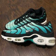 Clean Condition Worn Once Size 7.5 Womens / 6 Youth No Box Rare Colorway Shoes Nike Air, Nike Air Max Plus, Air Max Plus, Blue Teal, Shoes Nike, Mens Shoes Sneakers, Womens Shoes Sneakers, Sneakers Fashion, Air Max