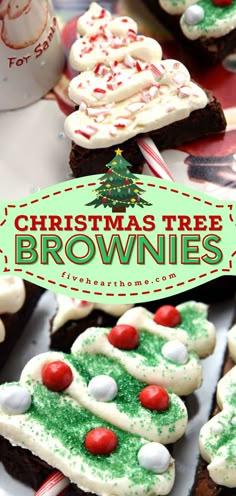 CHRISTMAS TREE BROWNIES, christmas desserts, holiday baking recipes Friendsmas Food, Brownies Cream Cheese, Christmas Desert Recipes, Santa Desserts, Christmas Desert, Easy Christmas Dessert, Christmas Tree Brownies, Christmas Dessert Ideas