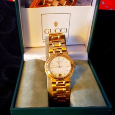 Women GUCCI Watch. New in the box Gucci Gold Watch, Butterfly Watch, Face Kit, Bracelet Watches Women, Gucci Monogram, Watch Women, Watch New