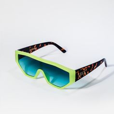 LIME NEON GLASSES WITH CHEETAH PRINT SIDES Lime Accessories, Cheetah Sunglasses, Neon Green Sunglasses, Elegant Lime Green Faceted Jewelry, Lime Green Printed Scarf, Cheetah Print, Lime Green, Neon, Sunglasses