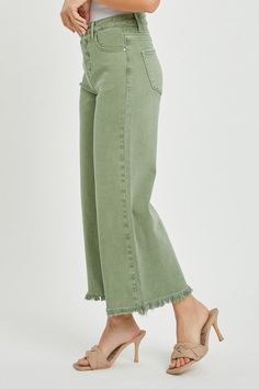 High rise, tummy control, with a crop wide leg. - Rise 10 1/2" | Inseam 26" in size 3/26 98% Cotton, 2% Spandex Cropped Wide Leg Pants, Wide Leg Denim, Cropped Denim, Denim Pant, Quality Fashion, How To Feel Beautiful, Boutique Clothing, Wide Leg Pants, Favorite Outfit