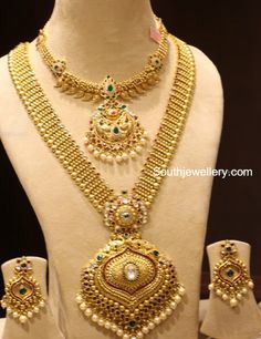 Gold Chockers, Marriage Planning, Royal Necklace, Latest Indian Jewellery, 22 Carat Gold Jewellery, Gold Haram, Mangalsutra Chain, Jhumka Designs, Jewel Design