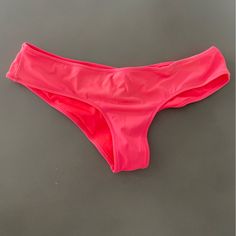 Like New Casual Pink Swimwear For Pool, Pink Brief Bottoms For Pool, Pink Pool Brief Bottoms, Pink Summer Bottoms For Pool, Summer Pink Bottoms For Pool, Pink Stretch Swimwear, Pink Stretch Summer Swimwear, Pink Stretch Swimwear For Swimming, Stretch Pink Summer Swimwear