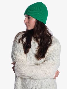 The bart beanie by oakwood is the perfect way to stay cosy! knitted with a luxurious cashmere blend yarn in a vibrant green hue and ribbed design this beanie will make a stylish statement!    details    - ribbed knit wool hat  - beanie shape  - soft ribbed texture  - one size    fabric   care    composition: 80% cashmere 10% viscose 10% tencel    care: 30c machine wash. do not tumble dry. dry flat. Casual Green Knit Beanie, Warm Green Casual Beanie, Winter Hat Hairstyles, Cozy Warm Green Beanie, Warm Green Winter Beanie, Green Winter Beanie One Size, Green Winter Hat, Wool Hat Knit, Women's Beanie