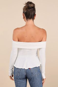 From casual occasions to going-out looks, we love the Lulus Flattering Pick Ivory Off-the-Shoulder Long Sleeve Top! Stretchy jersey knit fabric shapes this perfect top that has long fitted sleeves and an off-the-shoulder neckline with a wide band of foldover trim. Fitted bodice has a seamed design and a cute flaring hem. Fit: This garment fits true to size. Length: Size medium measures 15.75" from top to bottom. Bust: Great for any cup size. Waist: Fitted - stretchy fabric allows custom fit. Und Going Out Looks, Fitted Sleeves, Jersey Knit Fabric, Cup Size, Wide Bands, Fitted Bodice, Fold Over, Stretchy Fabric, Custom Fit