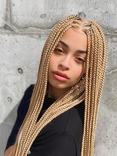 Chic and Stylish Blonde Box Braids Ideas Box Braids Designs, Box Braids Ideas, Braids Designs, Braiding Patterns, Curly Pixie Haircuts, Braids Ideas