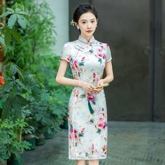 Beth and Brian Qipao-WXG Floral pattern, high-end, mulberry silk midi Cheongsam Elegant Floral Print Cheongsam For Spring, Elegant Floral Print Spring Cheongsam, Elegant Spring Floral Print Cheongsam, Elegant Spring Floral Cheongsam, Qipao Pattern, Red Qipao, Cheongsam Modern, Modern Qipao, Qipao Dress