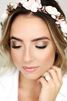 Machiaj Smokey Eyes, Blonde Hair Makeup, Alat Makeup, Wedding Makeup Tips, Make Up Inspiration, Wedding Day Makeup, Makeup For Blondes