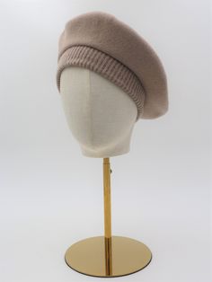 French style beret made in the Basque country with excellent quality merino wool. If you love casual and elegant street wear, this is your ideal accessory. You can wear a beret with jeans and raincoat and another day wear a vintage style with a tube skirt and a coat. *Description : Our berets are woven and are one size fits all, but you can send us a message with your head size so we can send you the beret fitted to that size. This beret has a diameter of 27 cm so it fits quite well to the head, Beige Wool Felt Hat For Winter, Winter Beige Wool Felt Hat, Classic Winter Beret, Adjustable Winter Felt Hat Flat Cap, Classic Winter Beret One Size, Adjustable Winter Felt Flat Cap, Adjustable Felt Flat Cap For Winter, Wool Brimmed Beret For Fall, Adjustable Wool Beret For Fall