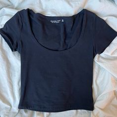 Nwot, Worn Once, Perfect Condition, Size Women’s Xs But Can Fit Up To A Medium, Super Good Quality Thick Double Layer Material, Soft A&F Collection, Slightly Cropped Fit Classic Black Scoop Neck Top, Everyday Fitted Black Top, Black Fitted Top For Everyday, Fitted Black Top For Everyday, Red Coquette, Super Good, Baby Tees, Abercrombie & Fitch, Infant Tees