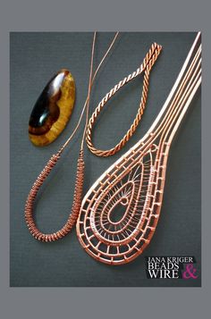 This Wire Artist Shares How She Layers Complex Wire Designs Together - The Beading Gem's Journal Wire Jewelery, Rings Ideas, Wire Design