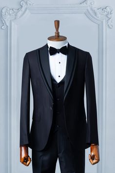 *Black Men Tuxedo - Groom Suit *Fabric: 100%Wool Thick, Warm, Comfortable, Breathable, Softer, Wool Feeling *Center Six Button Blazer and Zipper Fly Pants *Slim Fit, 9 Cm Peak Lapel, 5 Cm Inclined Ticket Pocket *Double Vent On The Behind Of The Jacket *This Suit Has A 6" Drop Which Is The Difference Between The Size Of The Jacket & Pants. For Example, A 40r Jacket Includes A 34W Pant *Dry Clean Only *Available Eu Sizes: 46-48-50-52-54-56 *Available Us Sizes: 36-38-40-42-44-46 *Important Note: Al Groom's Tuxedo With Notch Lapel And Single Button, Notch Lapel Single Button Tuxedo For Groom, Groom's Single Breasted Tuxedo With Notch Lapel, Single Breasted Notch Lapel Tuxedo For Groom, Tailored Tuxedo Suit For Groom, Groom's Tailored Single Breasted Tuxedo, Groom's Tailored Single-breasted Tuxedo, Groom's Single-breasted Tailored Tuxedo, Wedding Tuxedo With Notch Lapel And Single Button