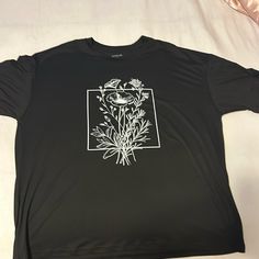 Nwot Oversized Flower Tee Casual Black T-shirt With Plant Print, Black Tops With Plant Print For Spring, Black Graphic Tee With Plant Print, Black Graphic Tee With Plants Print, Black Short Sleeve Top With Plant Print, Black T-shirt With Spring Plants Print, Shein Tops, Flower Shirt, Womens Tops