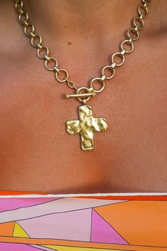 Because everyone needs a good chunky necklace. Length: 18 inches Big Chunky Necklaces, Chunky Gold Cross Necklace, Chunky Gold Jewelry Necklaces, Necklace Stack Gold, Chunky Jewelry Outfit, Necklace Stacking Gold, Gold Chunky Jewelry, Chunky Cross Necklace, Persephone Necklace