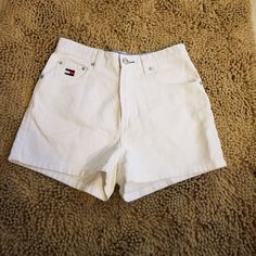 Brand New Tommy Hilfiger White Casual Shorts, White Cotton Tommy Hilfiger Bottoms, Tommy Hilfiger White Cotton Bottoms, Trendy Cotton Tommy Hilfiger Bottoms, Trendy Tommy Hilfiger Cotton Bottoms, Tommy Hilfiger White Bottoms For Spring, Sailor Shorts, Vintage Denim Shorts, Tommy Hilfiger Vintage