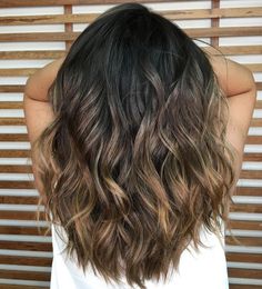 Long Layered Hairstyle for Thick Wavy Hair Bob Hairstyles For Thick, Medium Layered Hair, Thick Curly Hair, Long Layered Haircuts, Haircut For Thick Hair, Sleek Hairstyles, Long Layered Hair