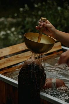 Hand Shower - Thom Fougere Senses Aesthetic, Luxury Spa Aesthetic, Chinese Spa, Spa Vibes, Spa Aesthetic, Ayurvedic Spa, Dreams Spa, Water Therapy, Luxury Wellness