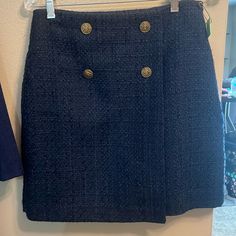 Classic Skirt From Loft. Sz 2, New With Tags. Blue Pencil Skirt For Fall, Blue Skirt For Workwear In Winter, Blue Short Mini Skirt For Fall, Blue Mini Skirt For Workwear In Fall, Blue Mini Skirt For Fall Workwear, Black Tweed Skirt, Jacquard Skirt, Classic Skirts, Floral Pencil Skirt