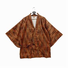 "Measurements are taken with the garment Manually. Condition: Pre-owned P-Pit to pit / chest L-Lenght S-Sleeve In inches\" Comment : (refer picture) Ask For More Details. Have a Good day! ATFL.Lab®" Traditional Brown Kimono For Fall, Traditional Brown Tops For Fall, Cotton Tops With Kimono Sleeves For Fall, Brown Cotton Kimono With Kimono Sleeves, Traditional Tops With Kimono Sleeves For Spring, Embroidery Japanese, Vintage Flower Pattern, Winter Kimono, Women Tunic