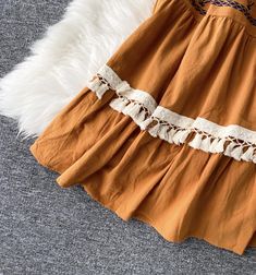 Cute v neck short dress fashion dress Fabric: blended Color: brown, yellow, green Size(cm): free size Length 112 bust 68-96 sleeve length 22 Short Dress Styles, Dress Fashion, Short Dress, Dress Fabric, Free Size, Short Dresses, Fashion Dresses, Sleeve Length, V Neck