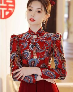 Chinese Cheongsam Wedding Dress Bride Dress - Weqipao Traditional Chinese Wedding Dress Veaul, Luxury Red Cheongsam For Wedding, Modern Qipao Wedding, Qipao Wedding Dress, Cheongsam Wedding Dress, Qipao Wedding, Cheongsam Wedding, Wedding Qipao, Red Qipao