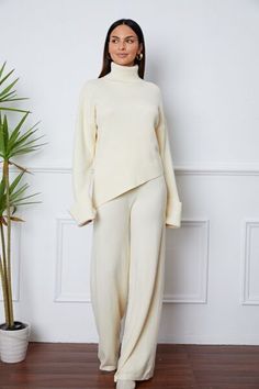 Features: Basic style Number of pieces: Two-piece Stretch: Moderate stretch Material composition: 30% polyester, 50% viscose, 20% nylon Care instructions: Machine wash cold. Tumble dry low. Imported Product measurements:One Size:Bust 27.95 in, Shoulder 22.05 in, Sleeve Length 20.87 in, Top Length 27.95 in, HIP 39.37 in, Bottom Length 42.52 in Modest Daily Outfits, Modest Two Piece Outfits, Elegant Lounge Wear, Cute Lounge Wear, Corporate Dress, Drop Shoulder Top, Hijabi Outfits, Effortless Elegance, Sweater Set